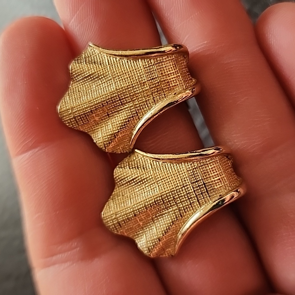 VTG Marboux clip on earrings